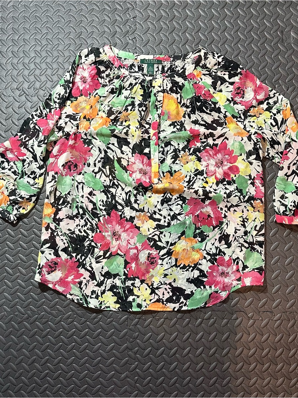 Lauren Ralph Lauren Floral semi sheer Blouse excellent pre-owned condition XL